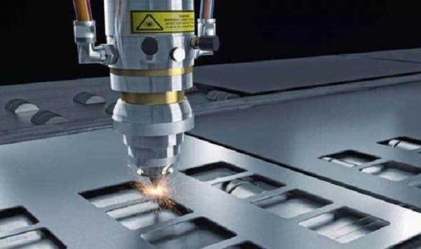 激光切割機到底是如何工作的？